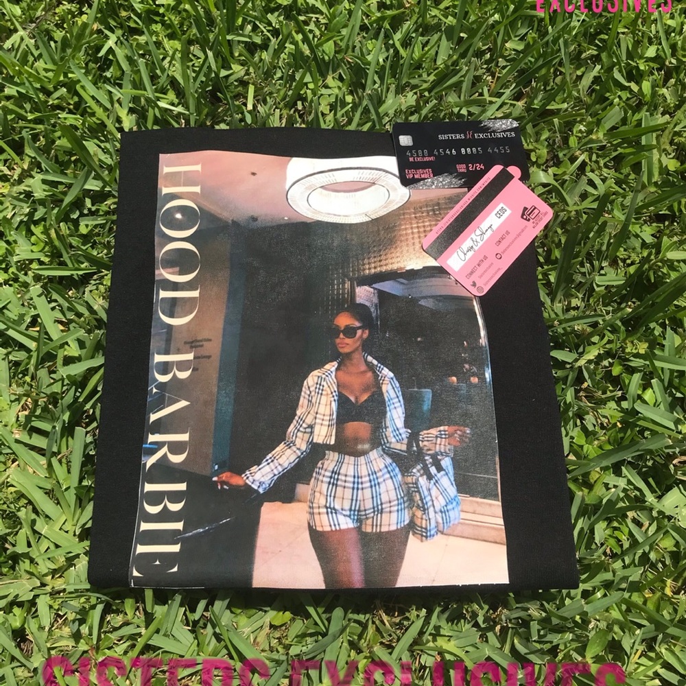 Hood Barbie graphic tee